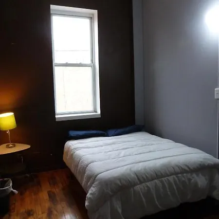 Ihsp Chicago Inn At Damen Cta Hostel