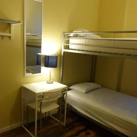 Ihsp Chicago Inn At Damen Cta Hostel Chicago