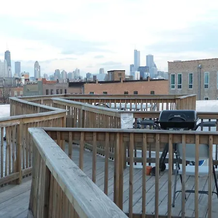 Ihsp Chicago Inn At Damen Cta *