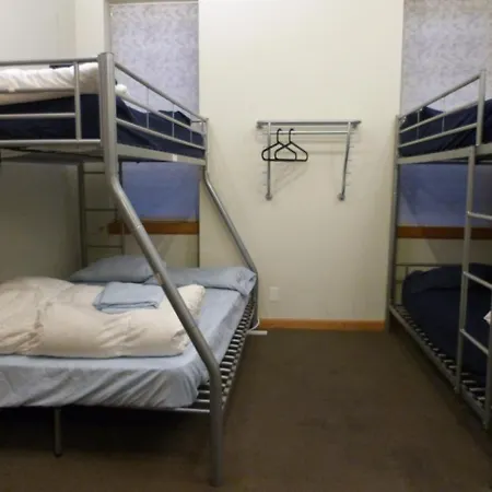 Hostel Ihsp Chicago Inn At Damen Cta *