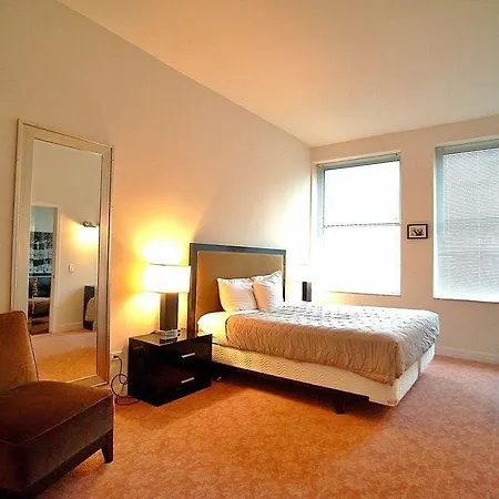The Collection Millennium Park Hotel 3*