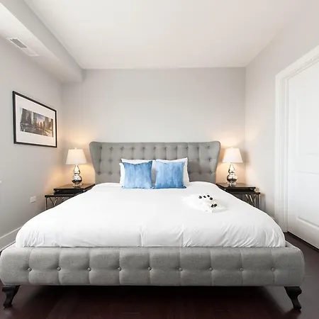 Two-bedroom On W Randolph Street Apt 6a * Chicago