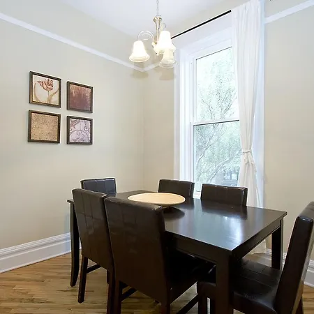 Apartment Three-bedroom On N Seminary Avenue Apt 2