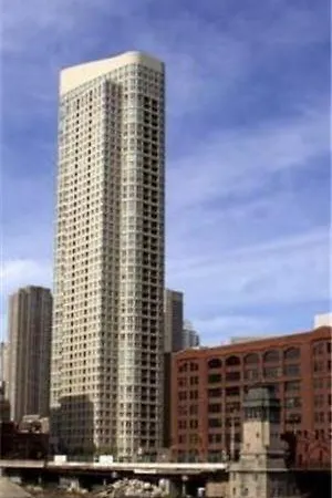 Bridgestreet At The Sterling Apartment