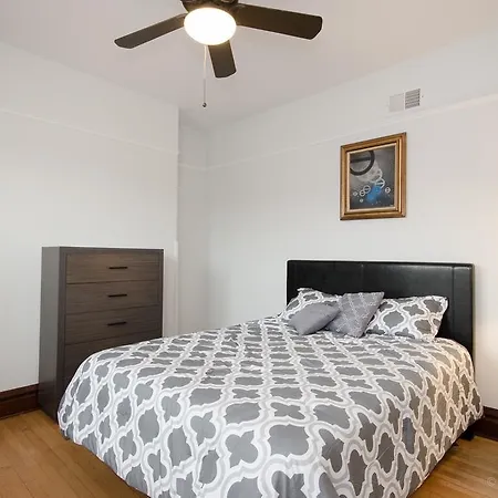 Apartment Lakewood 3 Chicago