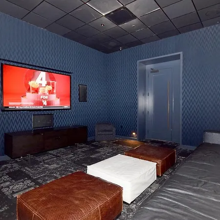 Apartment Modern River View