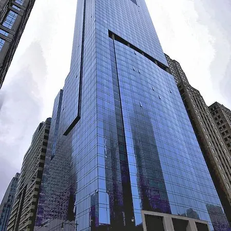Apartment Modern River View Chicago