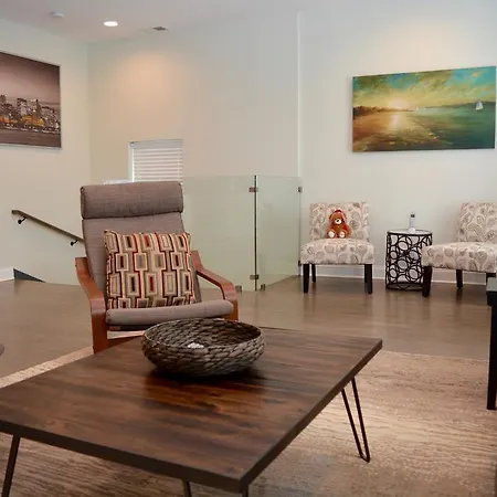 Gorgeous Edgewater Holiday home *