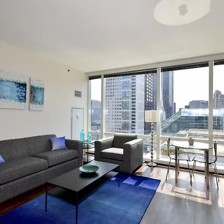 Modern River View Chicago