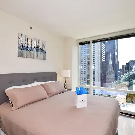 Apartment Modern River View Chicago