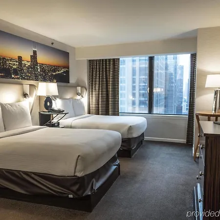The Collection Magnificent Mile 4*