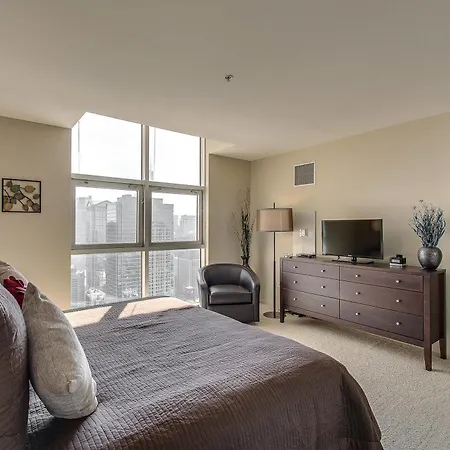 The Penthouse At Grand Plaza 4*