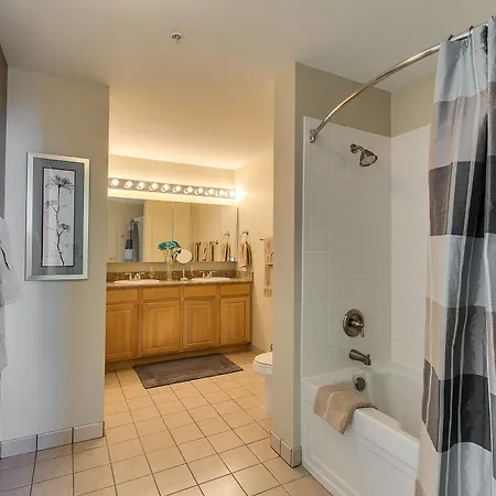 The Penthouse At Grand Plaza