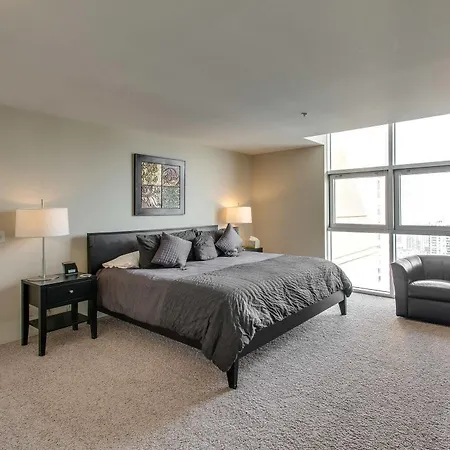 The Penthouse At Grand Plaza 4*