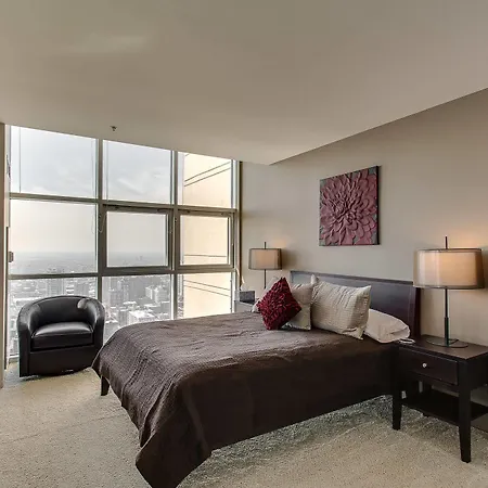 The Penthouse At Grand Plaza Chicago