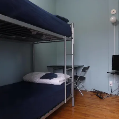 Ihsp Chicago Inn At Damen Cta Hostel Chicago