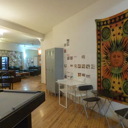 Ihsp Chicago Inn At Damen Cta Chicago
