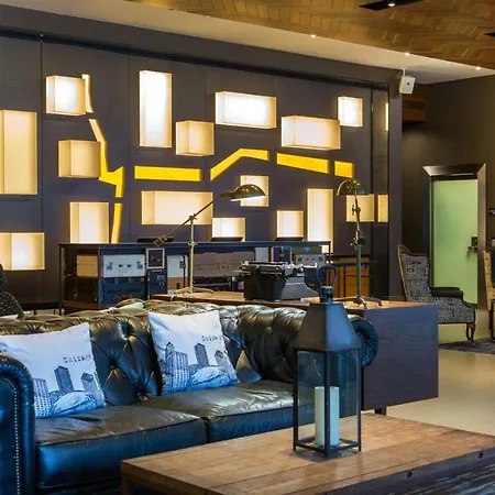 Hotel The Collection Magnificent Mile Chicago
