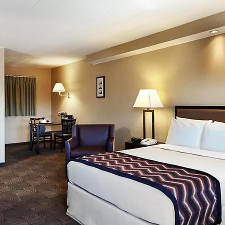 Carlton Midway Motel