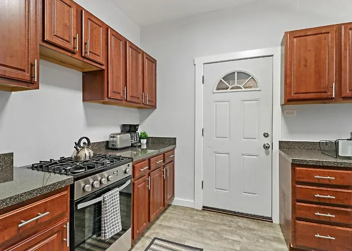 Warm & Cozy 1Br Apartment In Chicago - Belmont J4