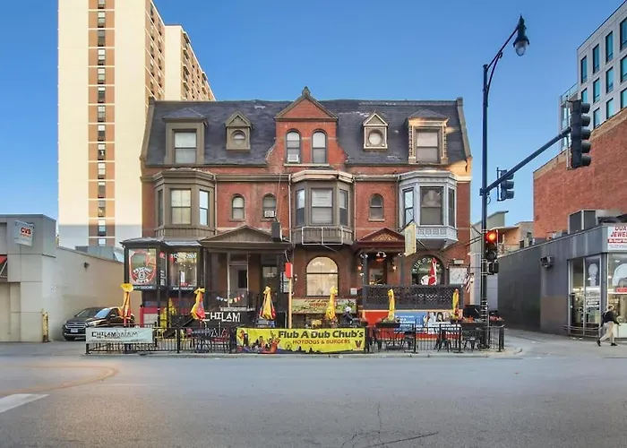 Well-Equipped 4Br Apt With In-Unit Washer & Dryer - Broadway 2