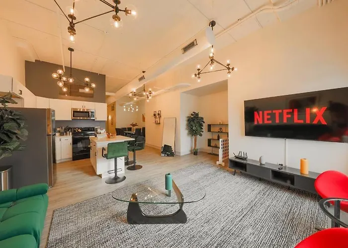 Spacious 5Br Luxury Suite Perfect For Groups With Gym Access And Optional Parking Near Mccormick Place, Grant Park And Soldier Field