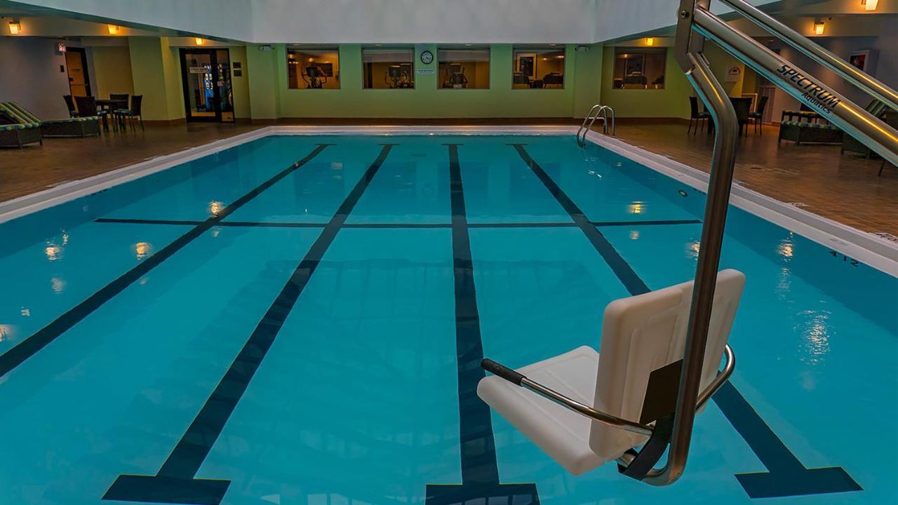 Mart Plaza River North, An Ihg