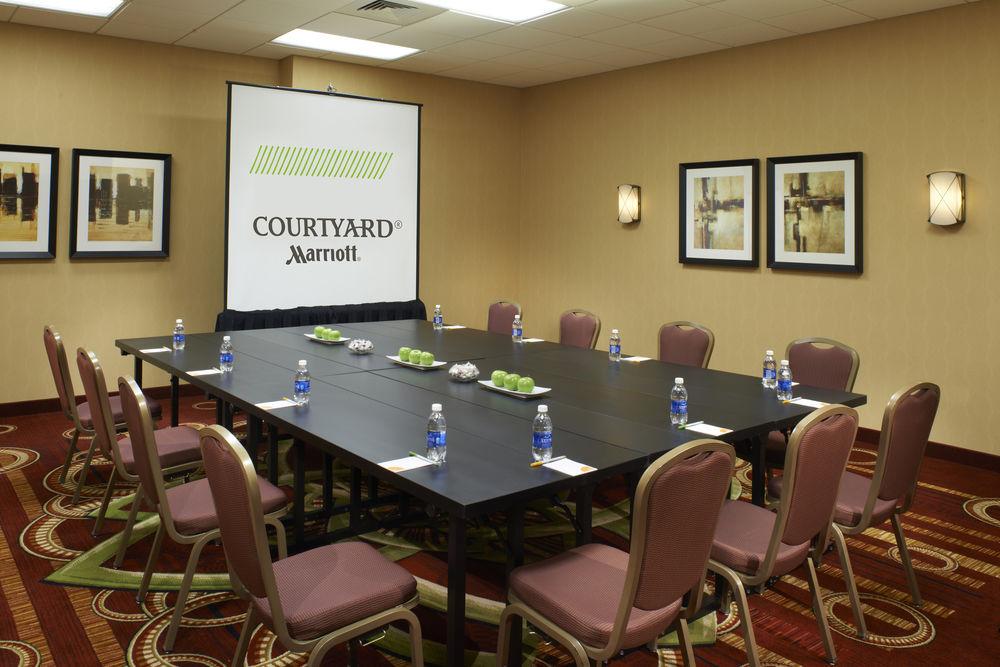 Hotel Courtyard By Marriott Downtown/river North