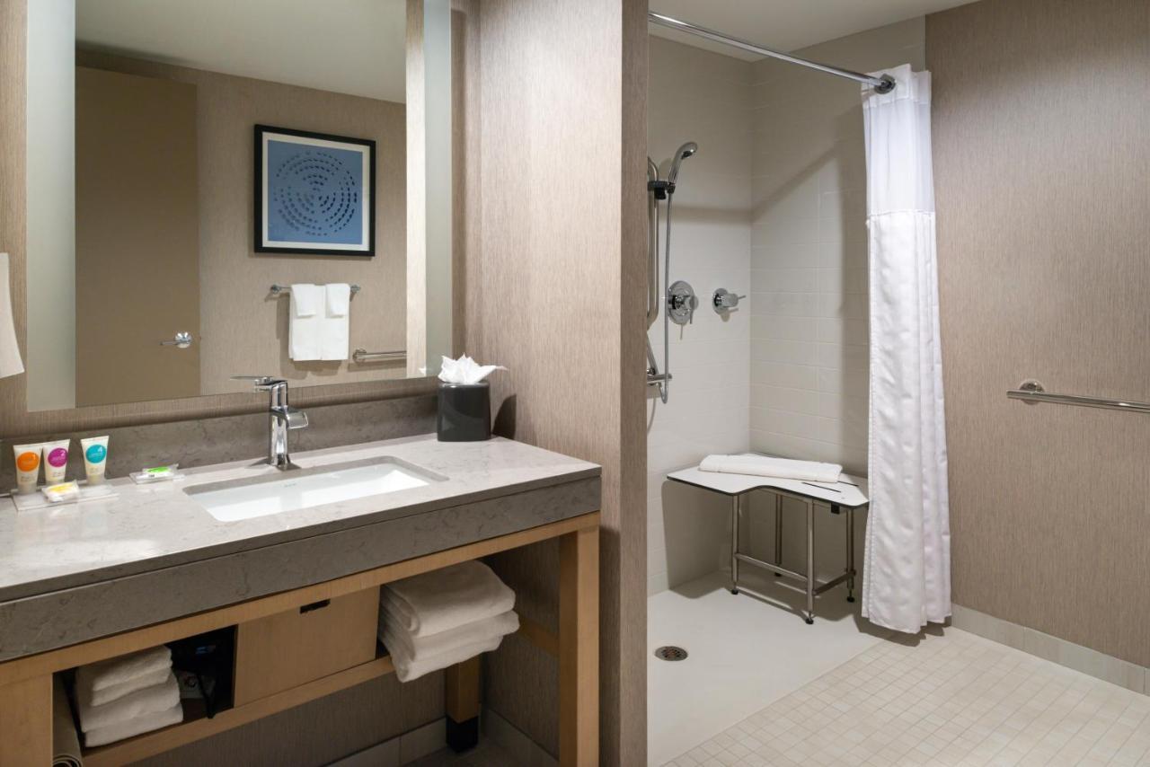 Hyatt Place Wicker Park Hotel 3*