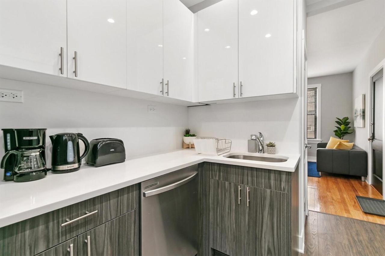 Captivating 1br With Full Kitchen - Belmont I4 Apartment