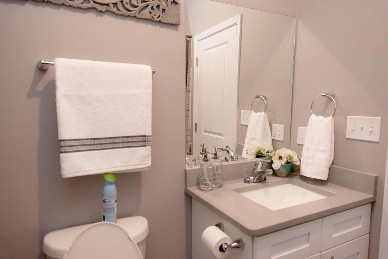 Luxurious At Modern With Self Check-in Mins Frm Downtown *