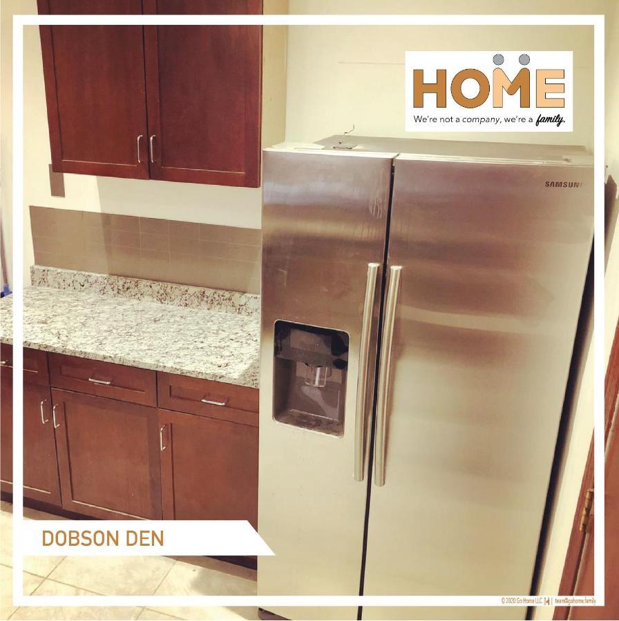 Homestay Dobson Den *