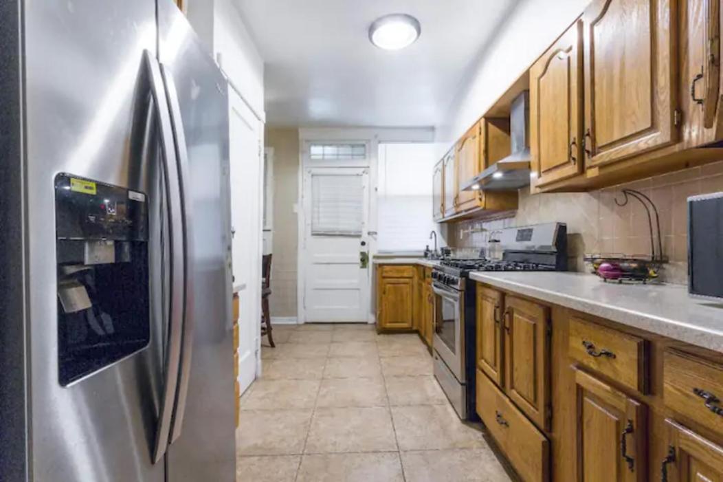 Guest house Cornell House