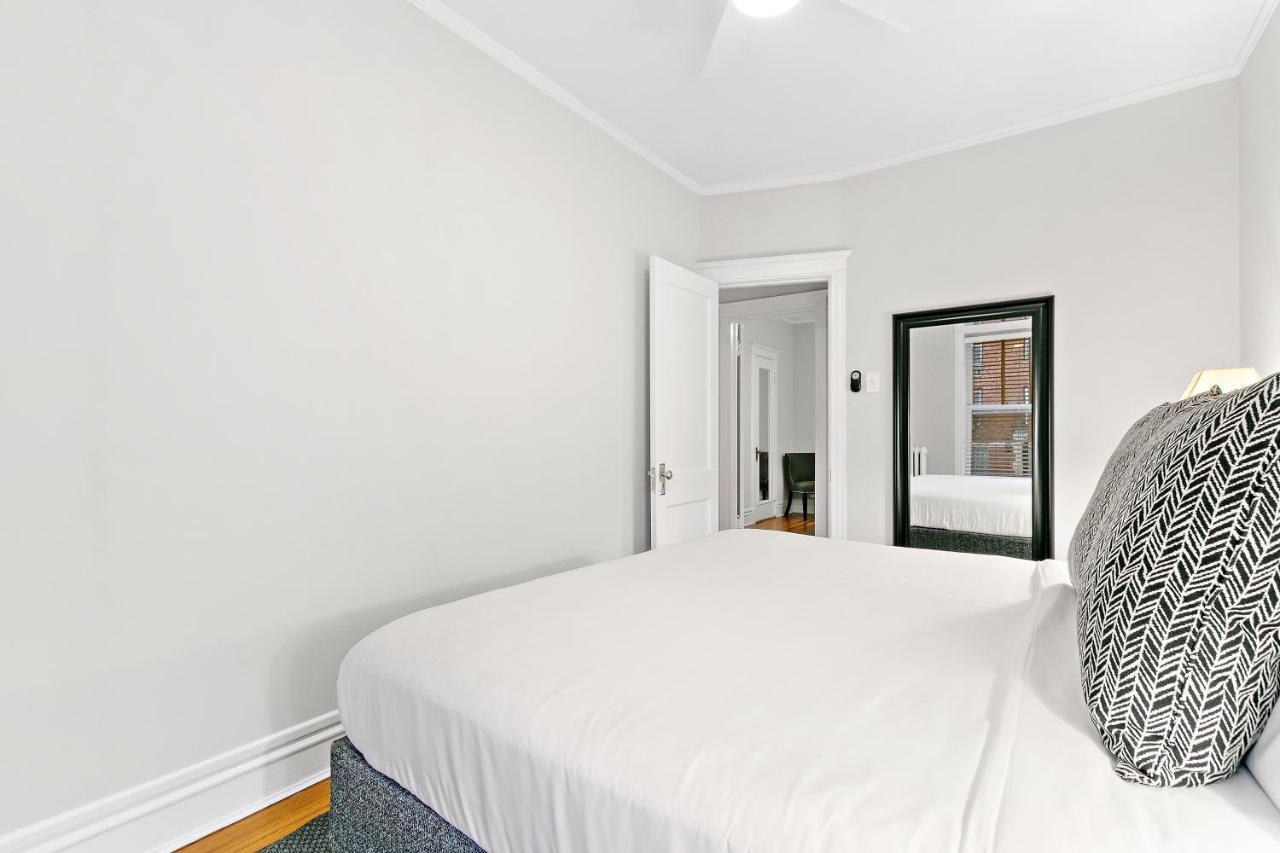 Apartment Indulging 2br In Festive Boystown - Buckingham 1