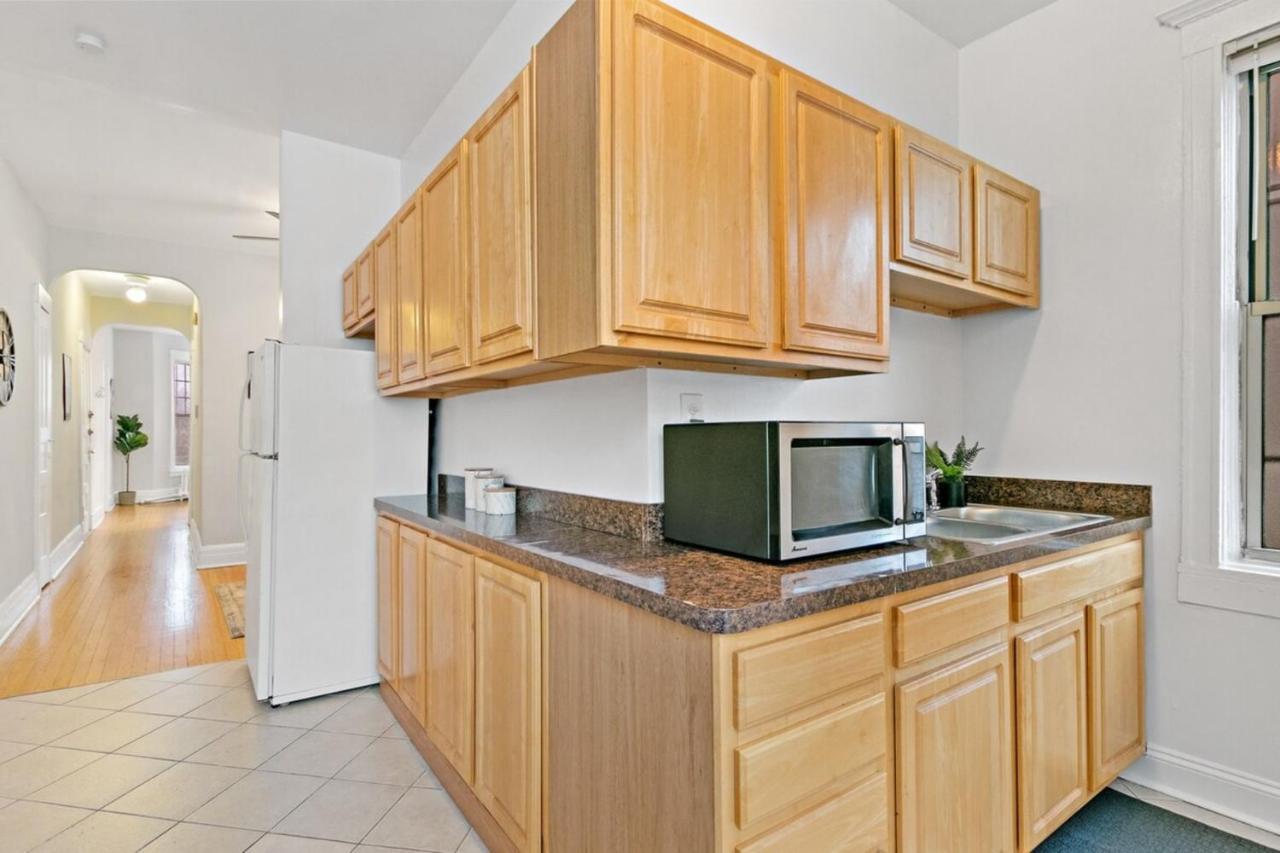 Comfy 2br Near Wrigley Field - Grace 3 * Chicago