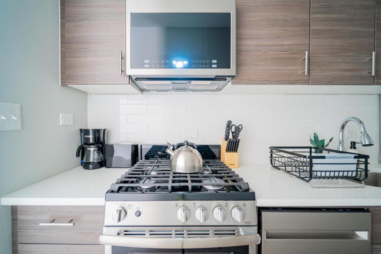 Comfy And Complete Near Boystown - Oakdale 317 Rep *