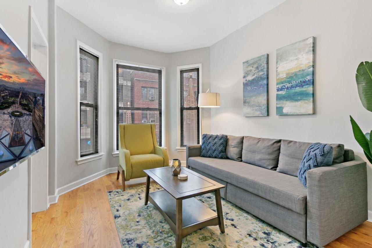 Feel The Vibe 2br Designer - Halsted 3d * Chicago