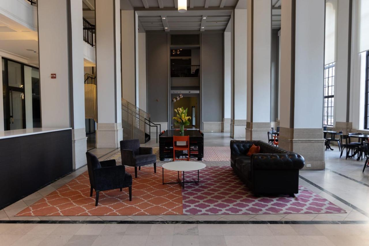 Frontdesk Debonair Studio Apt With View Appartement *