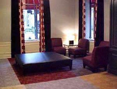 Saint Clair - Magnificent Mile 4*