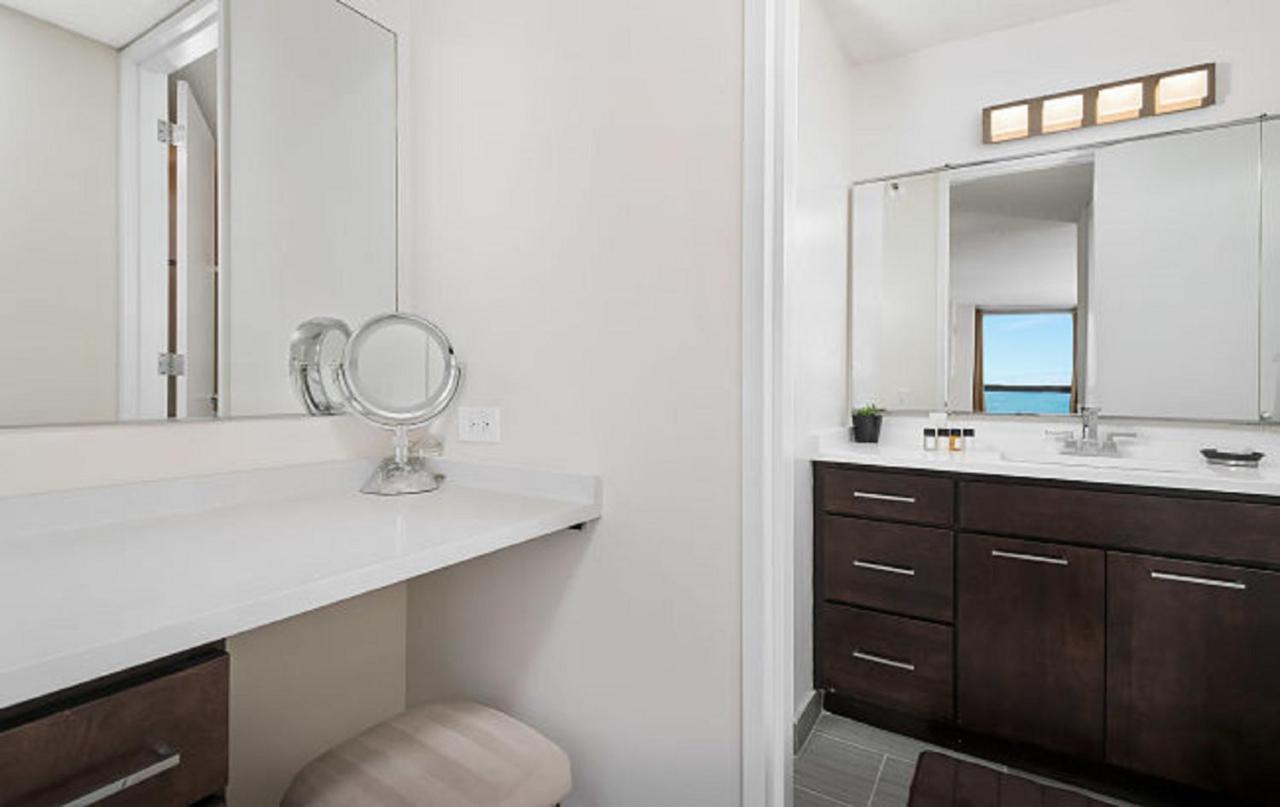 Luxury Downtown Hotel 5*