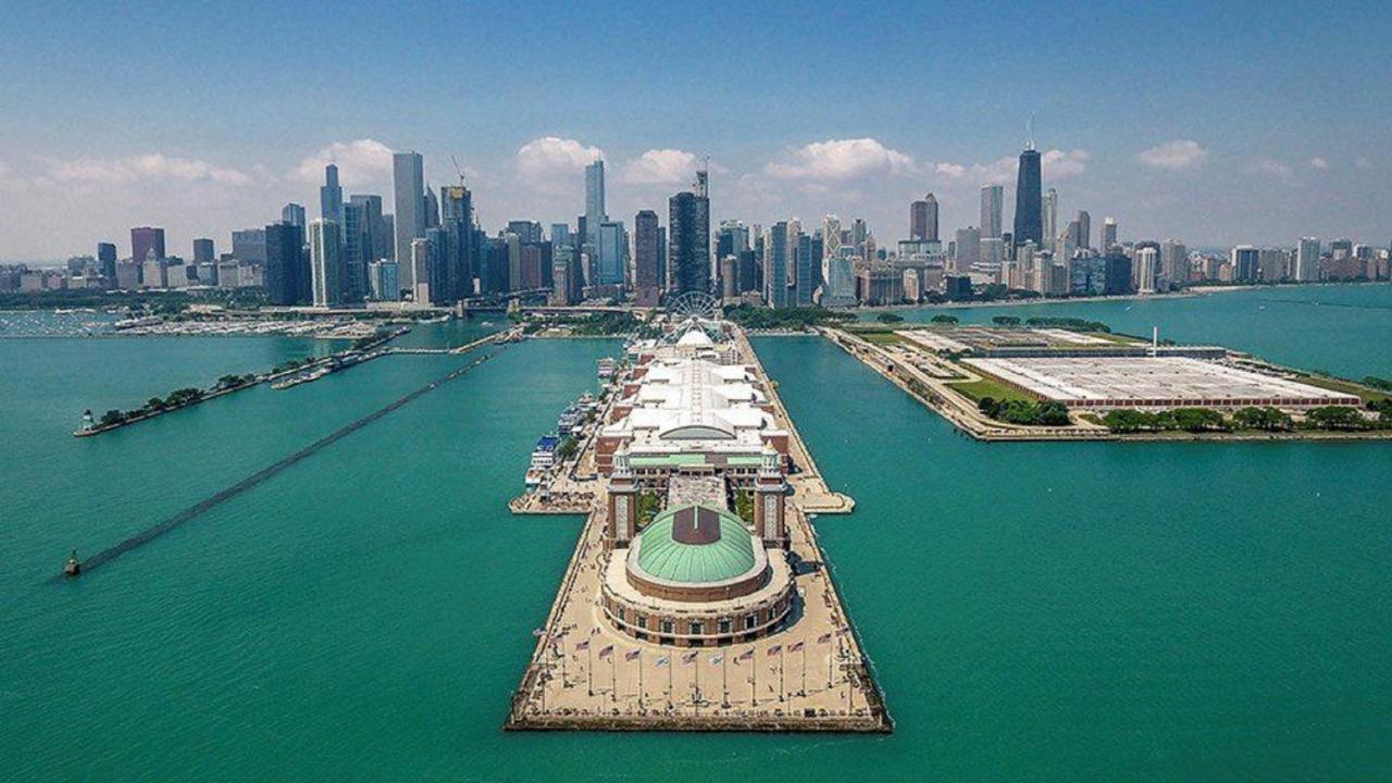 Luxury Downtown Hotel