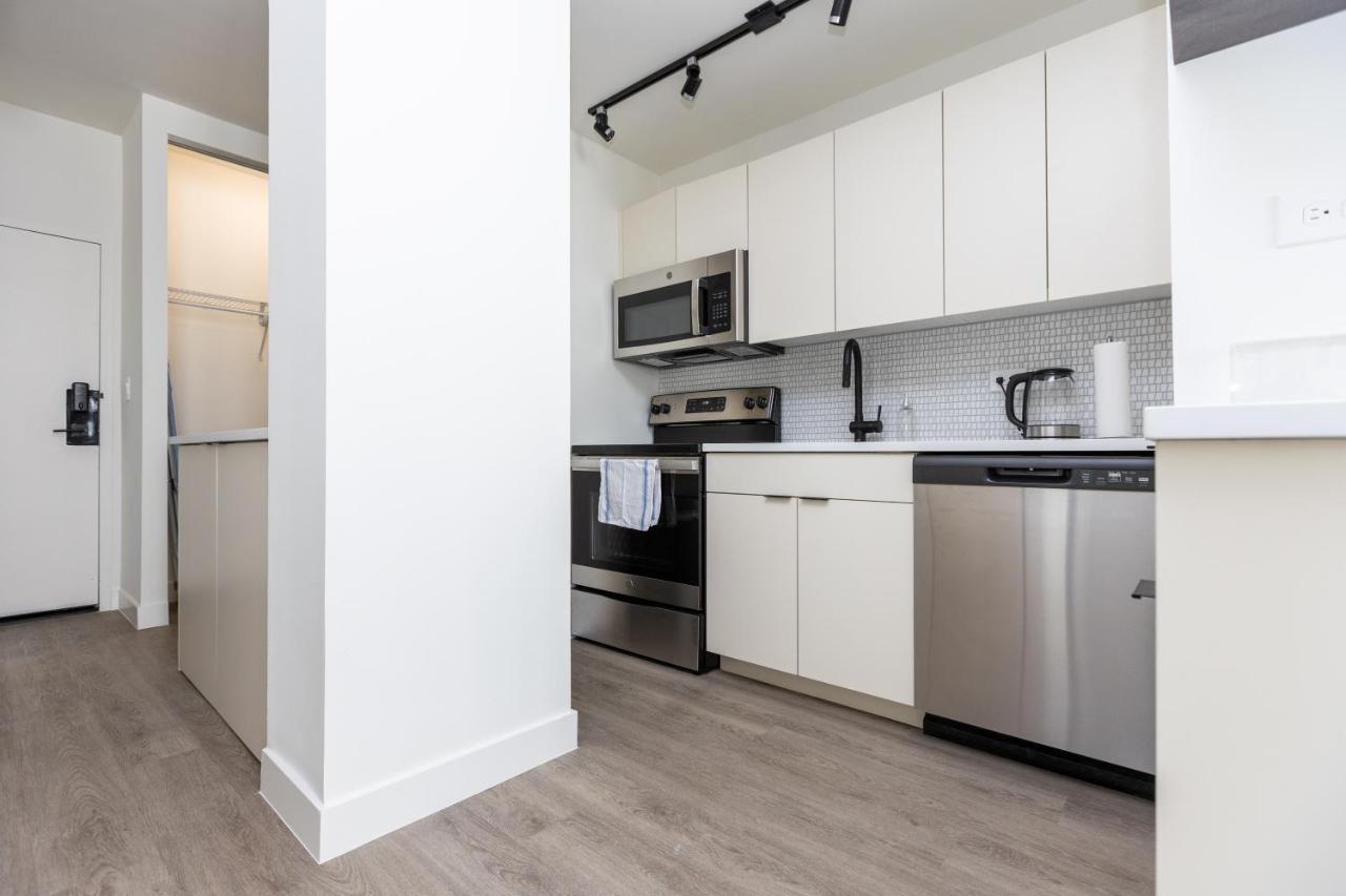 21 East - Chic Dt Apts With Rooftop By Zencity *