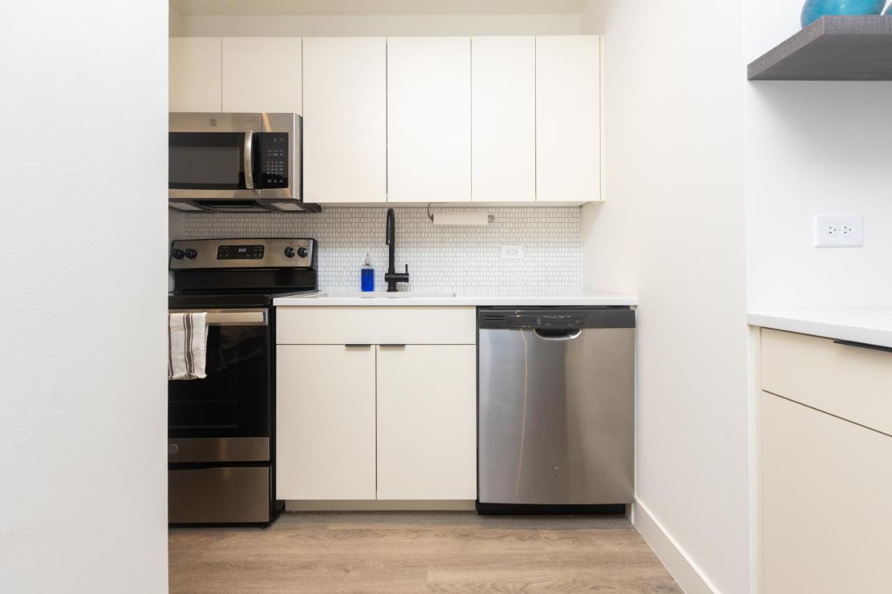 21 East - Chic Dt Apts With Rooftop By Zencity Aparthotel