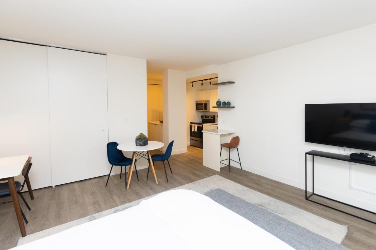 21 East - Chic Dt Apts With Rooftop By Zencity Aparthotel *