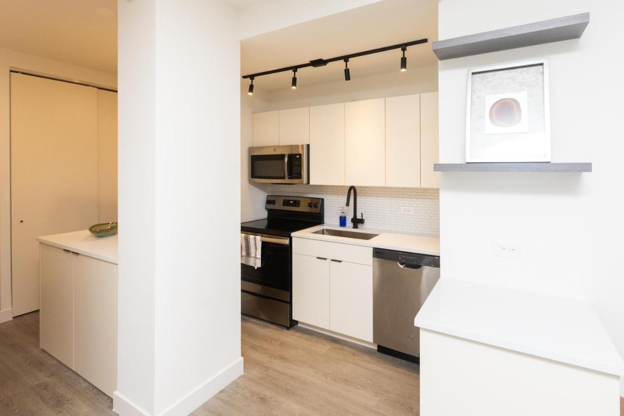 Aparthotel 21 East - Chic Dt Apts With Rooftop By Zencity Chicago