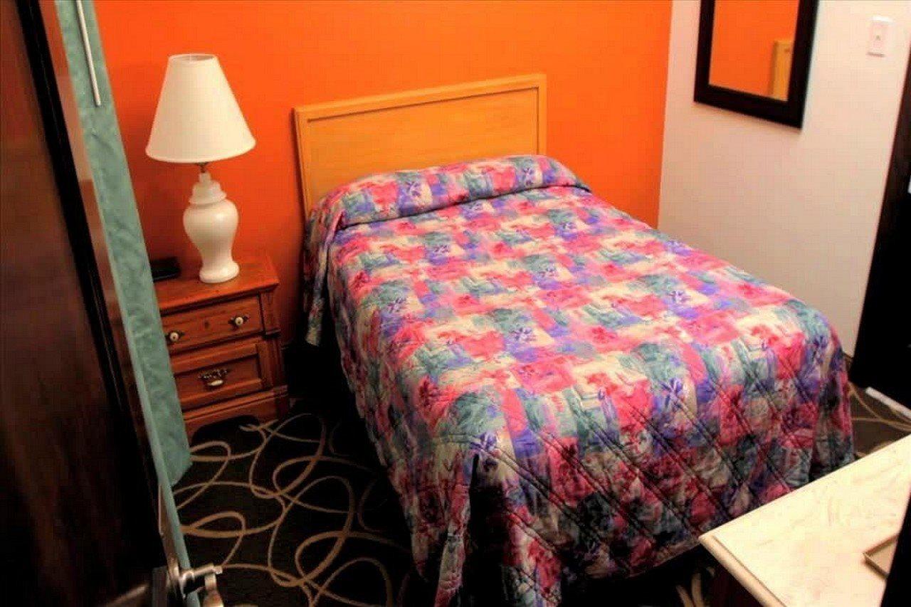 Hotel At Lincoln Park