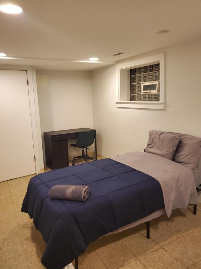 Cornell House * Chicago