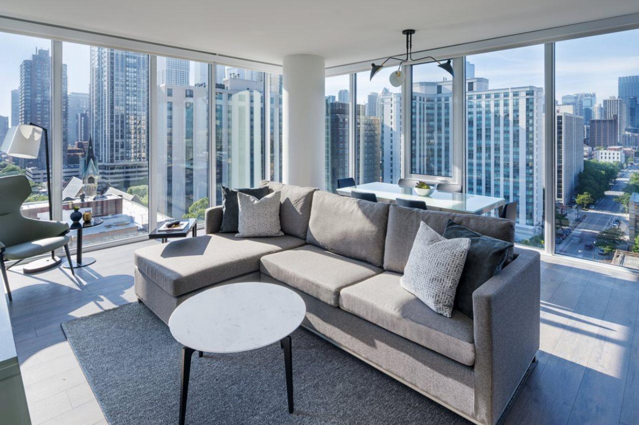 Level - Old Town Hotel Chicago