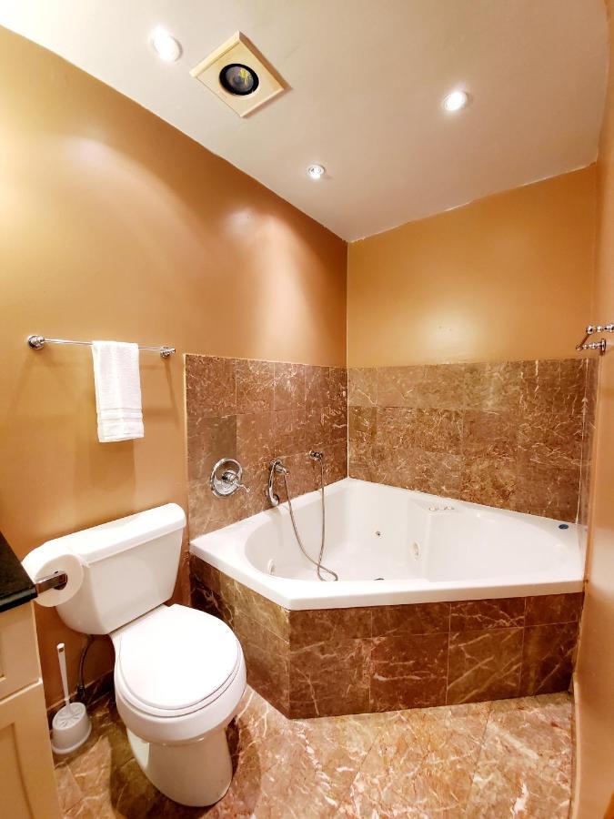 Appartement Studio With Jacuzzi Close To Loyola Free Parking