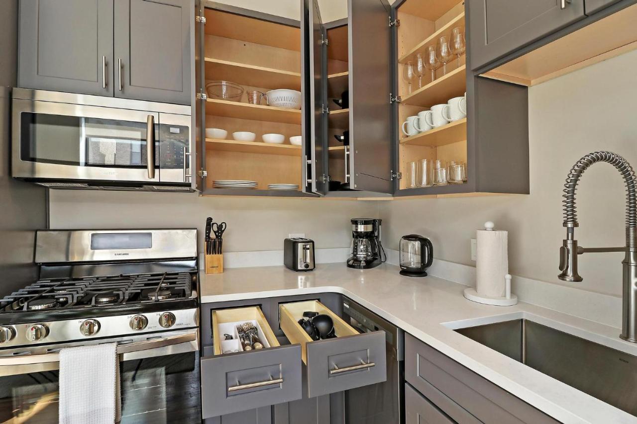 Splendid & Fully Furnished 1br - Broadway 204 Rep *